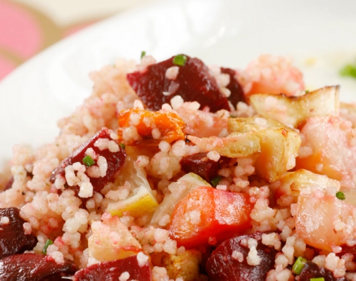 סלט קוסקוס מלא, ירקות שורש ולימון כבוש