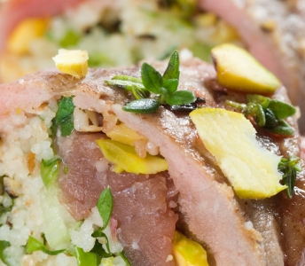 נגא מאקי סינטה במלית קוסקוס מלא, פיסטוק וסילאן